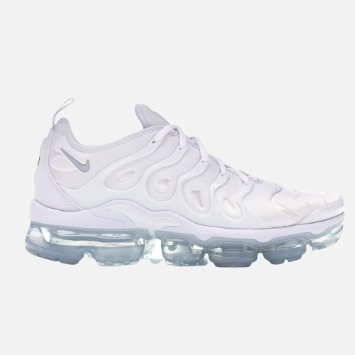 Air vapormax plus women's white best sale