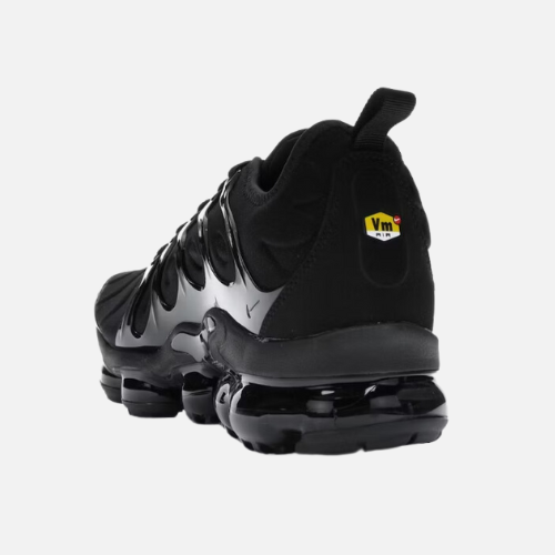 Air Vapormax Plus Triple Black